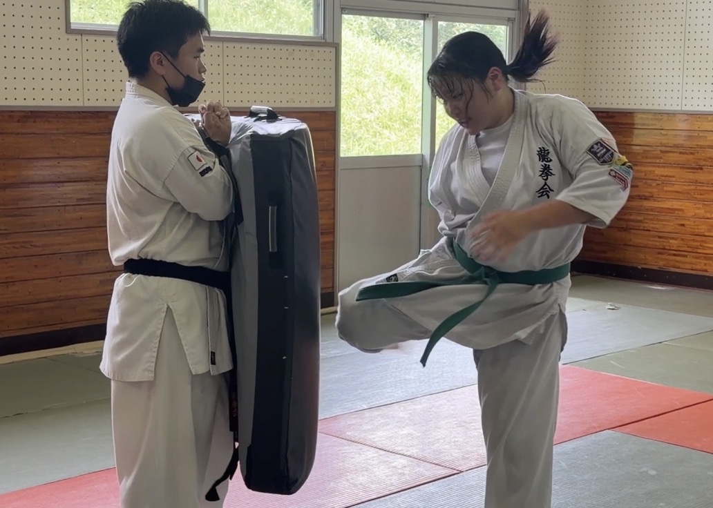 真格闘術 龍拳会 少年部の目標に向かって挑戦する子どもたち